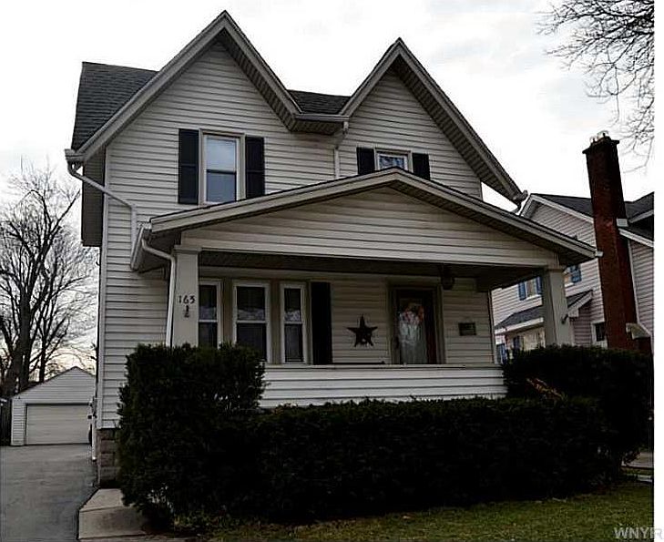 1st image of 165 Elmwood Park W