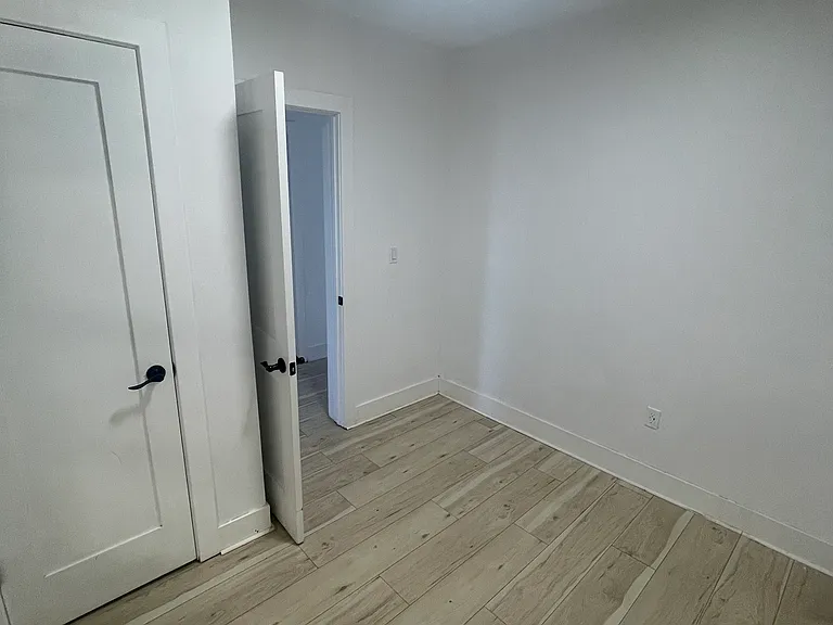 2385 Washington St #4 — Photo 12