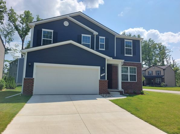 9153 Dogwood Ln
