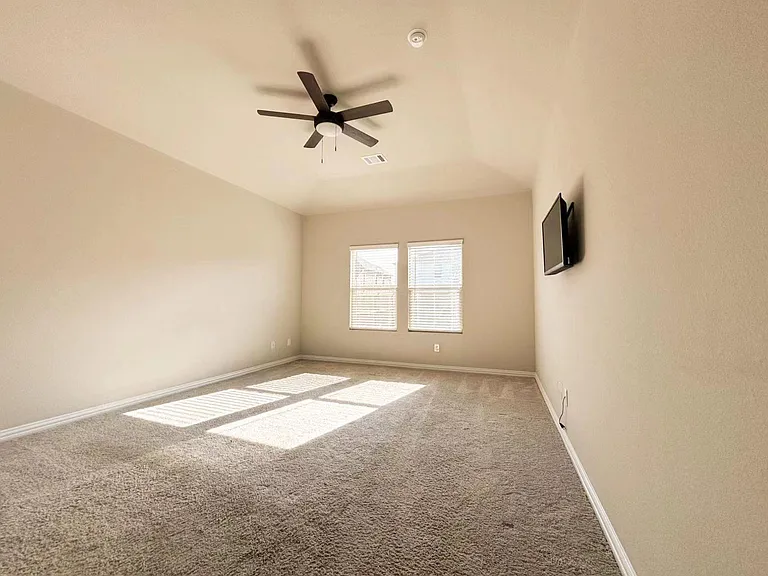 1804 Berry Ridge Trl — Photo 10
