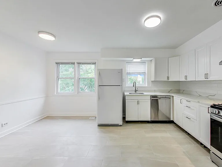 3333 Church St #2 — Photo 8