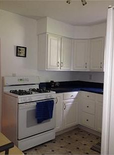 5th image of 322 Sparling Dr