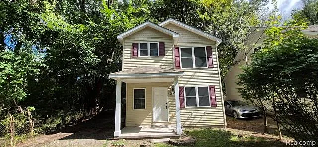 2443 Hester Ct