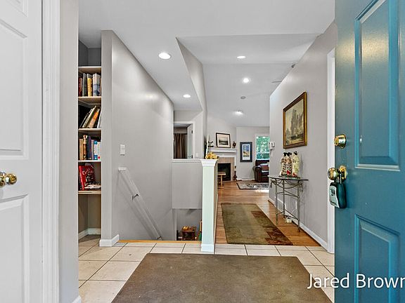 5th image of 13525 141st Ave