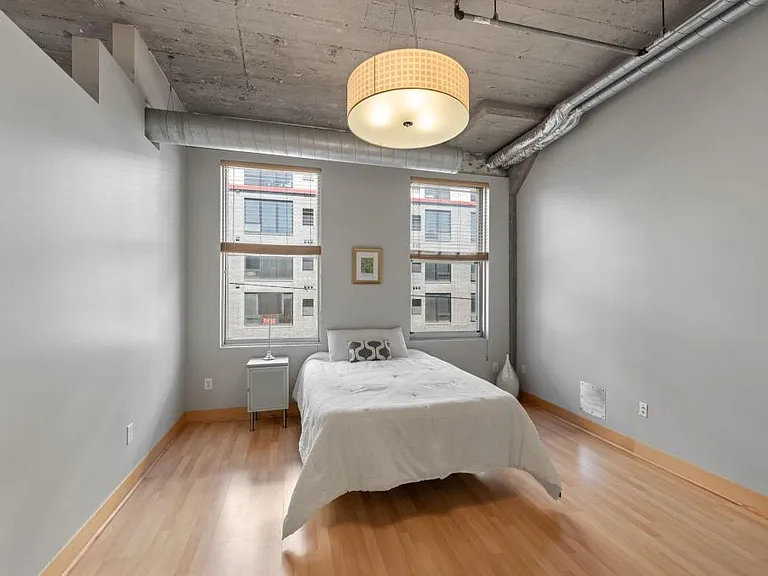 918 3rd St N #207 — Photo 9
