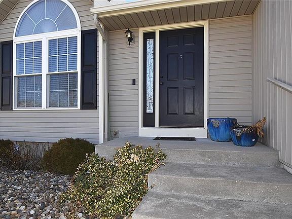 3rd image of 9119 N Essex Dr