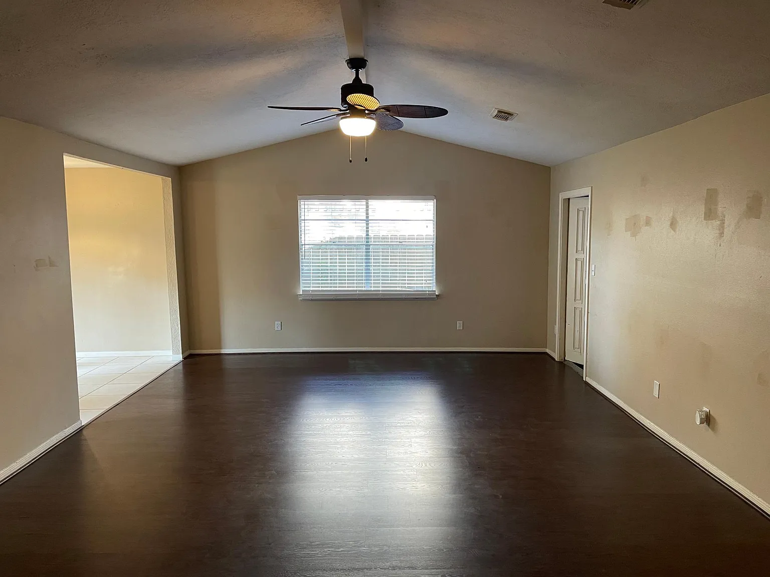 3018 Birch Creek Dr — Photo 3