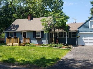 20 Taylor St, Windsor, CT 06095