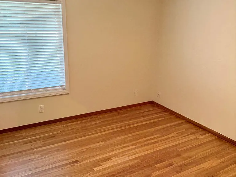 3123 W Teranimar Dr — Photo 18