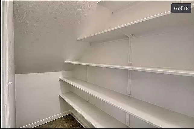 212 Munro St — Photo 9