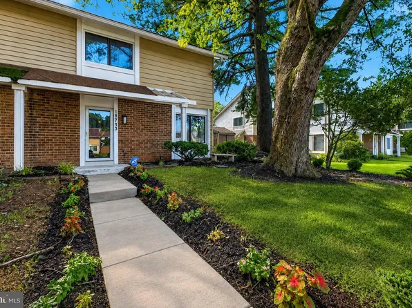 18733 Curry Powder Ln, Germantown, MD 20874
