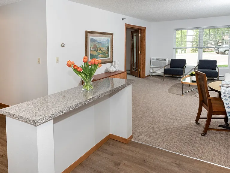 BRIARCLIFF APARTMENTS — Photo 8