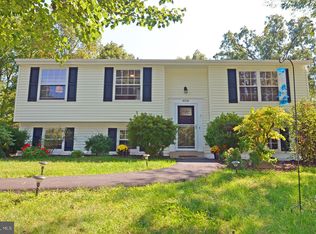 4519 Silas Hutchinson Dr, Chantilly, VA 20151