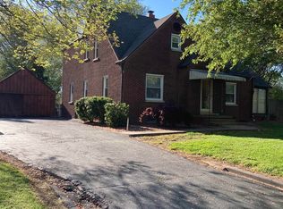 205 S West St, Oakland City, IN 47660