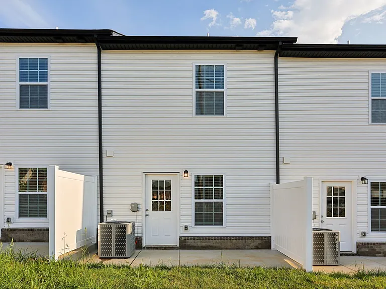 2815 Trenton Rd — Photo 67