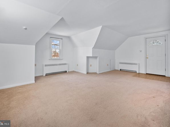 842 Bethlehem Pike #B