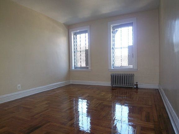 4th image of 1630 Undercliff Ave APT A4