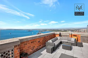 Rented by New York Residence
