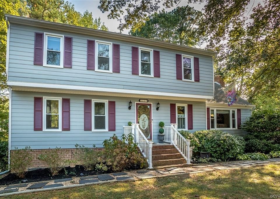 1st image of 8117 Queen Scot Dr