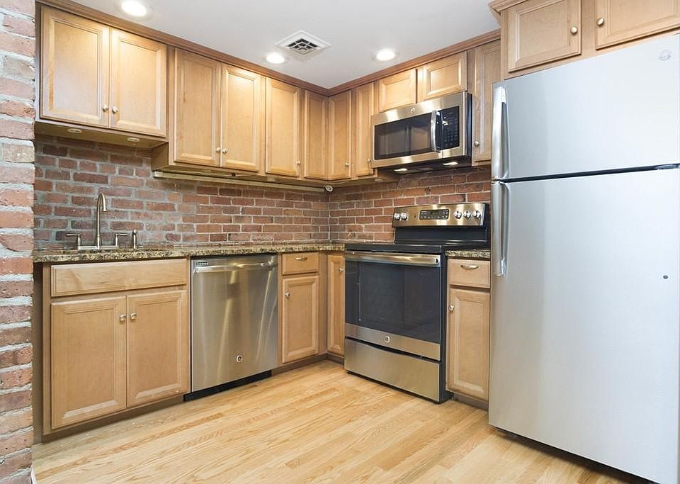 1st image of 95 Gainsborough St #B7