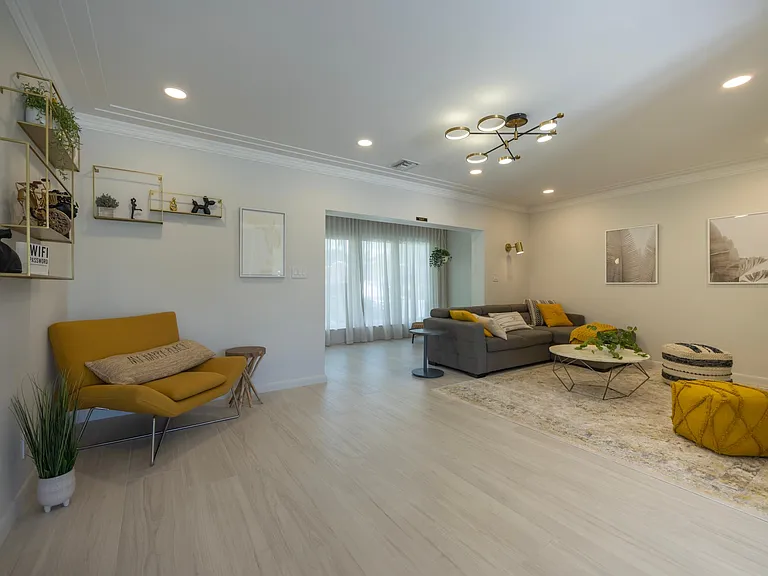 Living area.