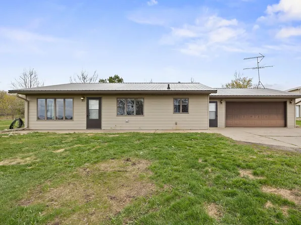24955 State Highway 23, Roscoe, MN 56371