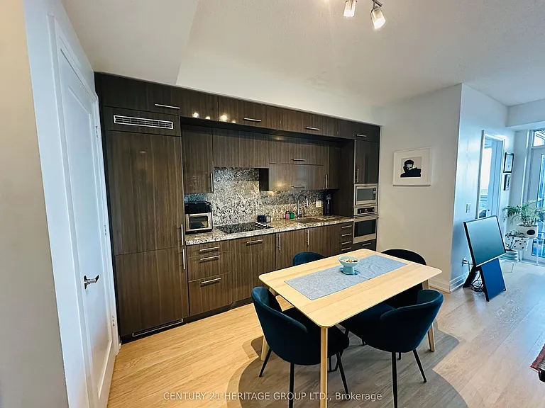 5 Sheppard Ave E #4318 — Photo 2