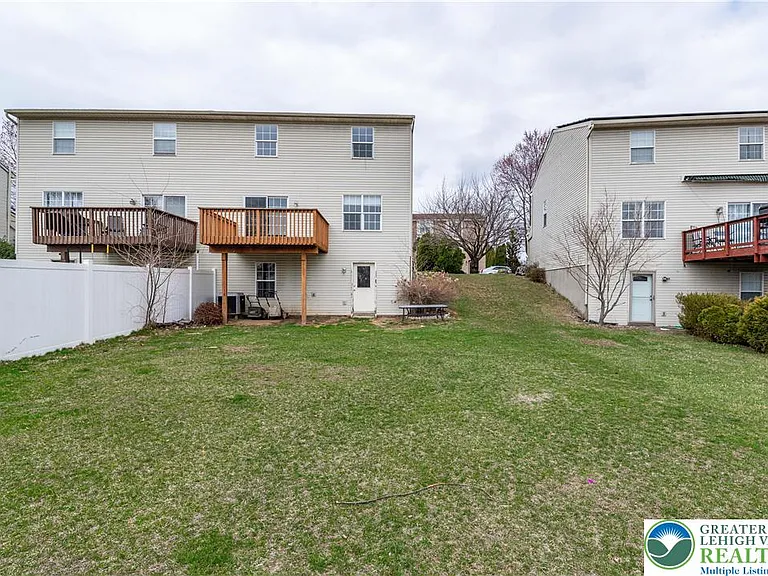 48 Olde Penn Dr — Photo 35