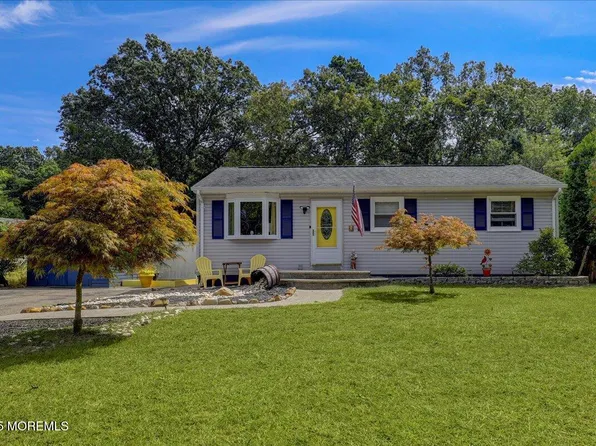 3 Park Crest Drive, Jackson, NJ 08527