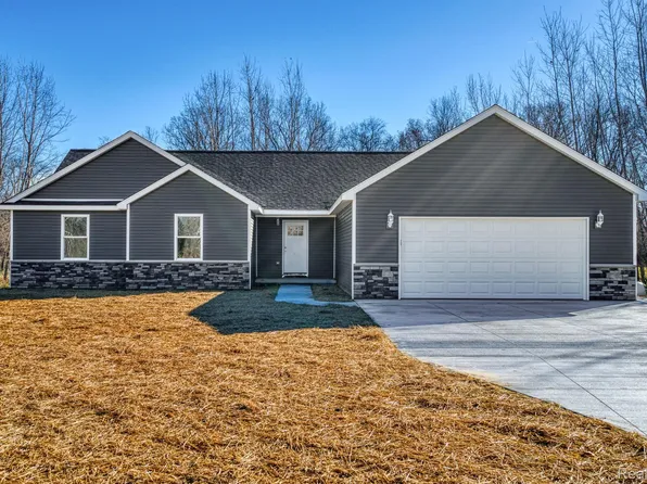 9793 Iosco Ridge Dr, Gregory, MI 48137