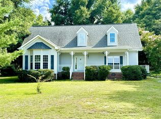 170 Blue Ln, Southern Pines, NC 28387