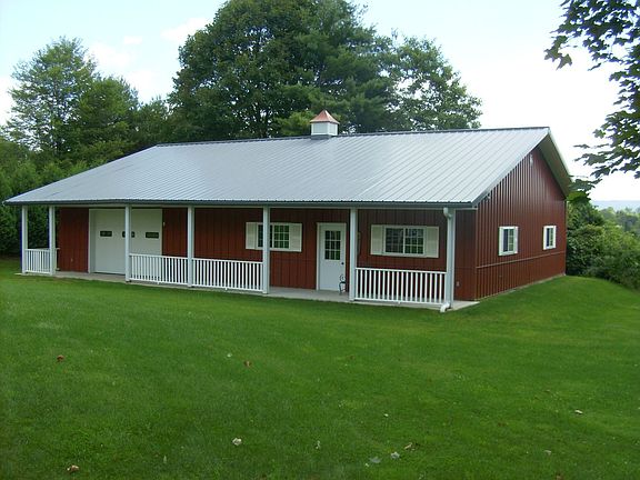 Heated Garage/Full Bath