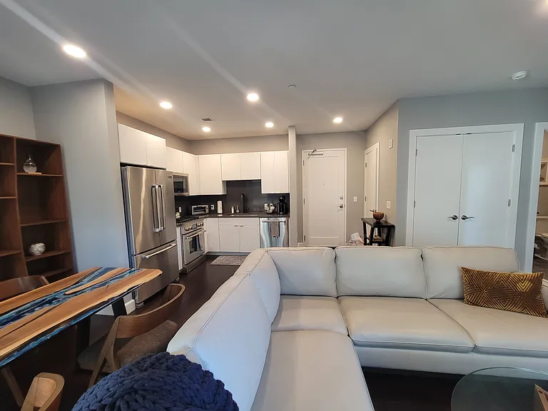 350 Oliver Ave #1208 — Photo 5