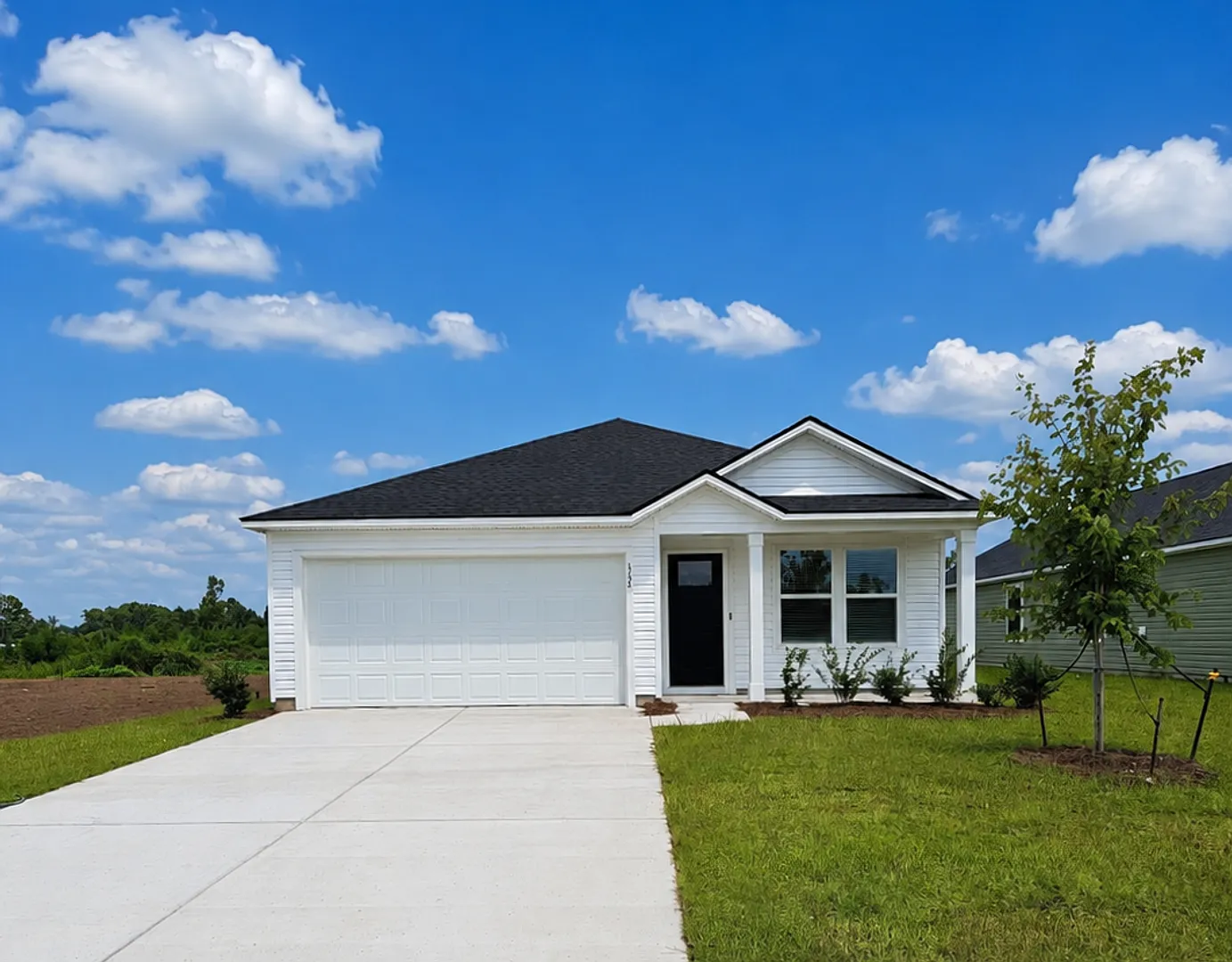 Brand New Pond Front Home in Valley Ridge Fenced Yard, Community Pool & Move In Ready! — Photo 1