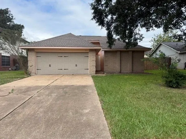 2714 Blue Mist Dr, Sugar Land, TX 77498