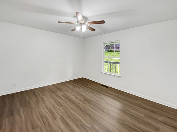 5th image of 957 Merritt Lewis Ln