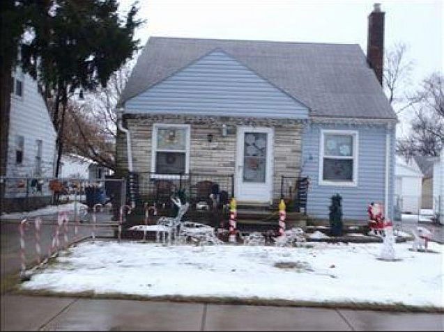 1st image of 14877 Euclid Ave