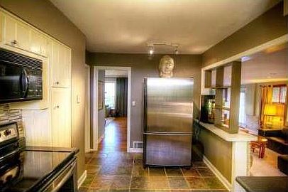 5th image of 2659 Warwick Cir NE