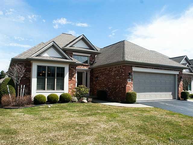1st image of 48 Lord Byron Ln