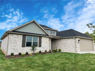 969 Madden St, Springdale, AR 72762