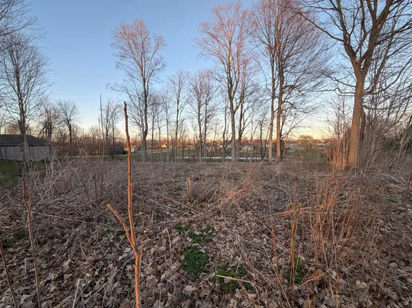 3555 S Maple Lane Ct, La Porte, IN 46350