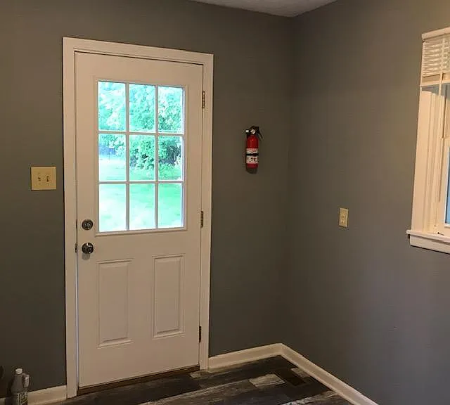 Back entrance off of utility room.