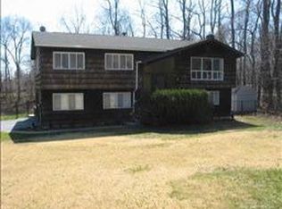 2 Blue Jay Cir, New City, NY 10956