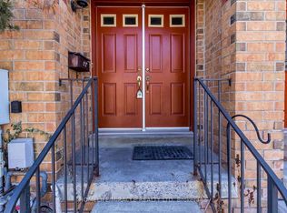 6 Sinclair Ct, Brampton, ON L6X4P5