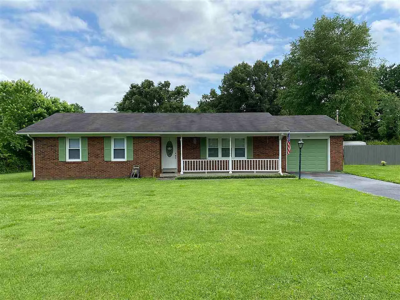 181 Hilltop Trl photo 1