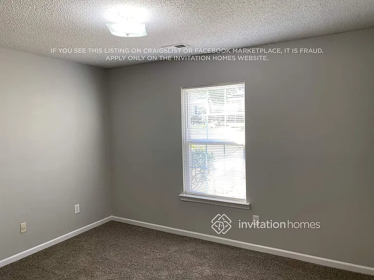 6022 Country Walk Dr — Photo 9