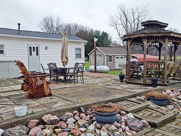 2nd image of 5122 Orangeville Kinsman Rd
