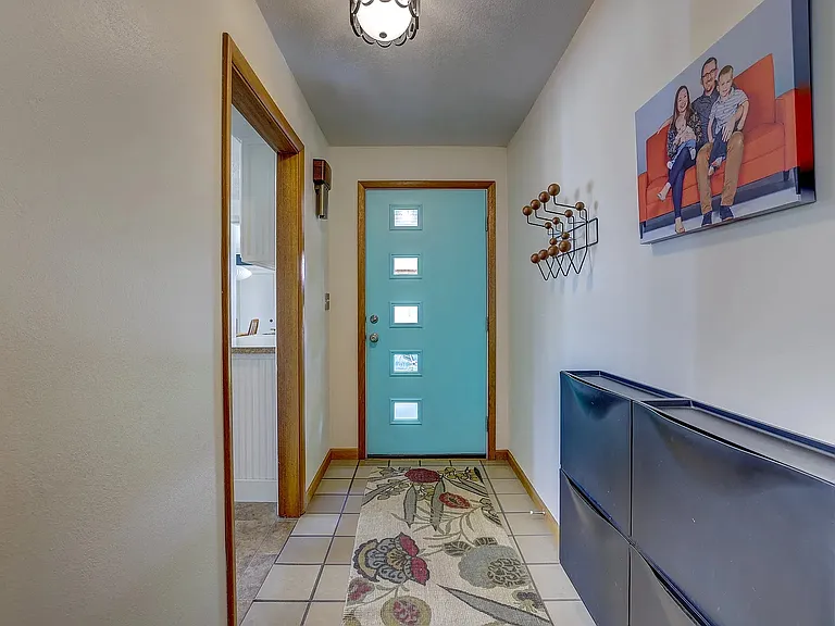 6712 W Hummel Dr — Photo 3