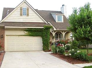 5865 Lafayette Ln, Ann Arbor, MI 48103