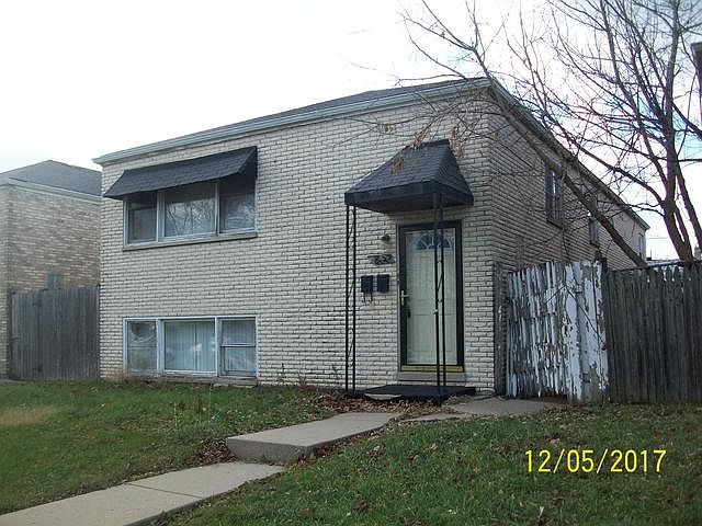 1st image of 822 S 13th Ave